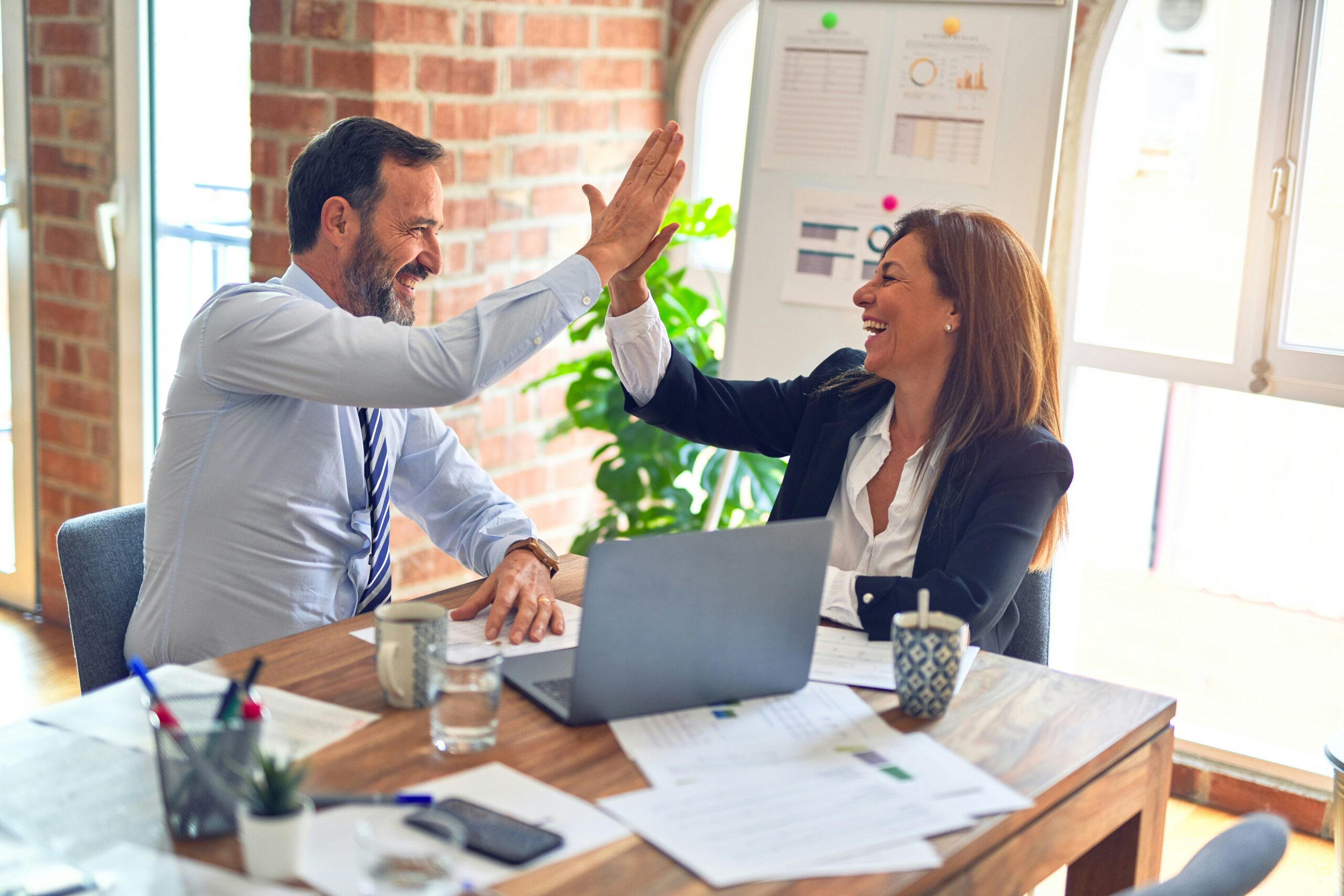 Fractional commercial leadership in a travel business